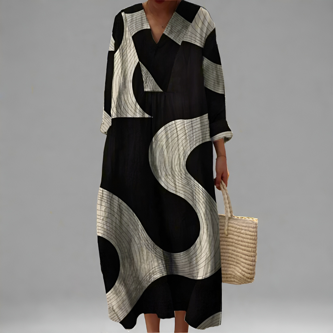 Rhiannon – Noir Wave Maxi Dress