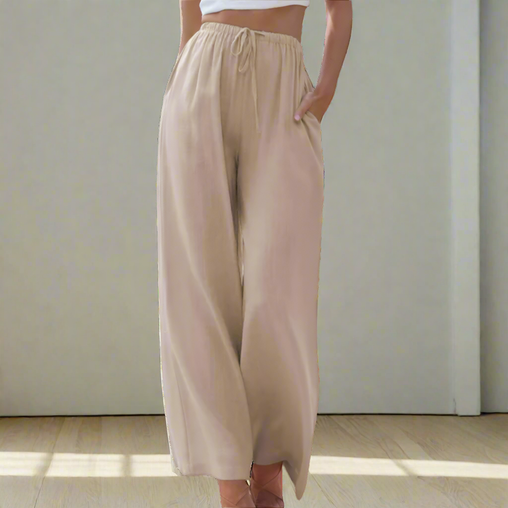 Zoe - Elegant and Trousers