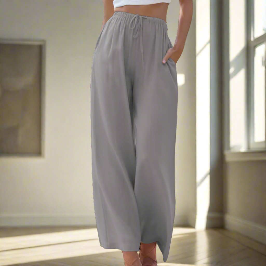 Zoe - Elegant and Trousers