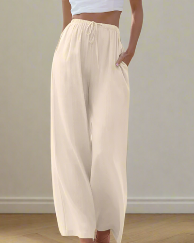Zoe - Elegant and Trousers