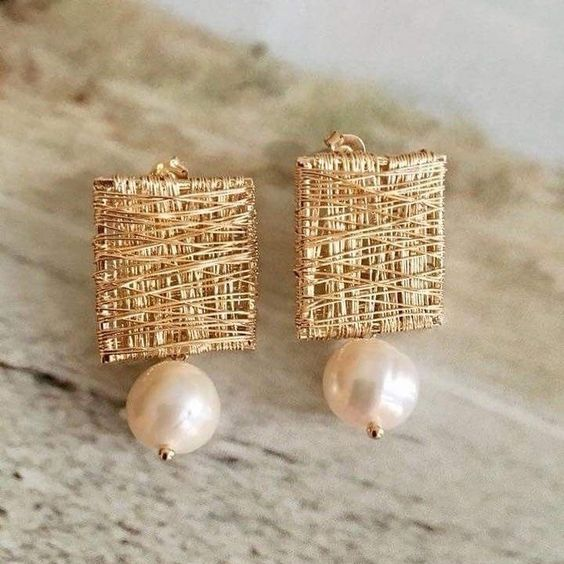 Aaliyah™ Vintage Golden Threads with Pearls Earrings